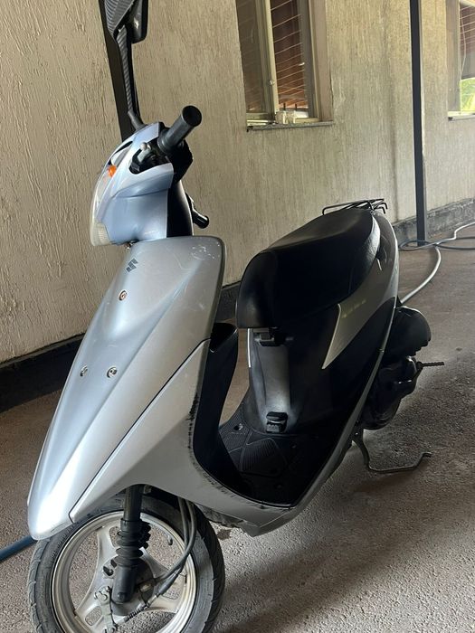 Suzuki Address V50