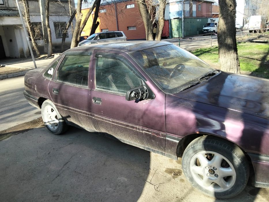 Продаю машину Opel Vectra