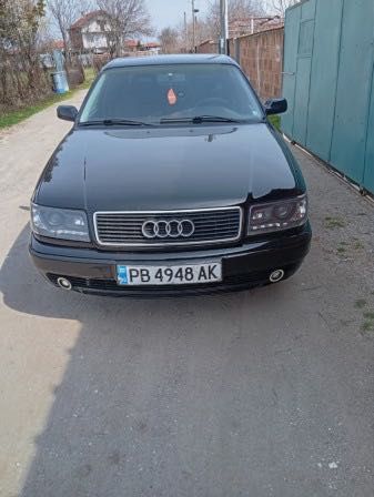 Продавам Audi 100