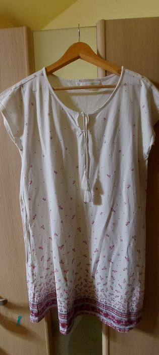 Tunici, rochii plaja, pantaloni in-5 produse