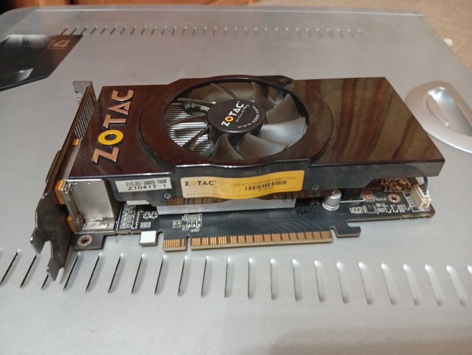 Видеокарта Zotac GTS450