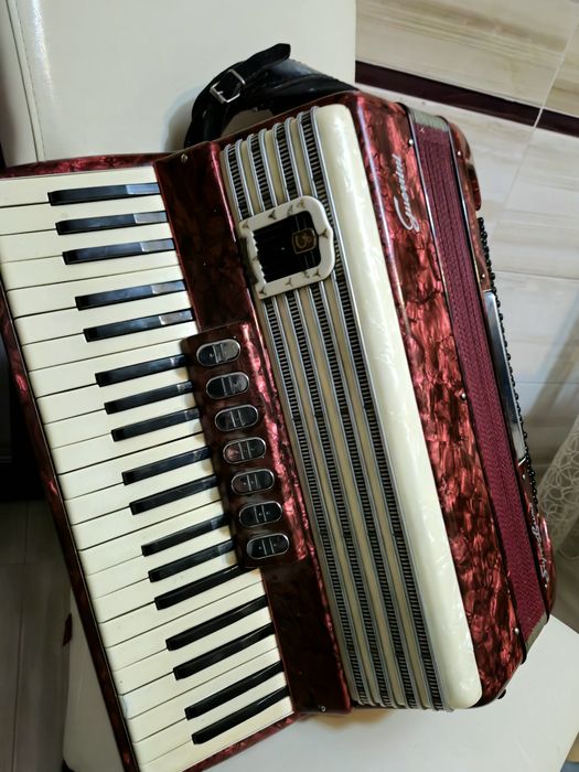 Acordeon Guerrini 120 basi rosu