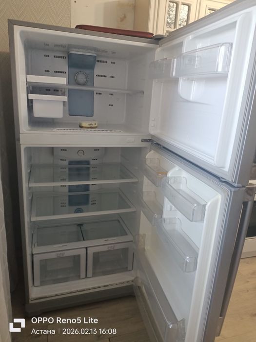 Продам холодильник