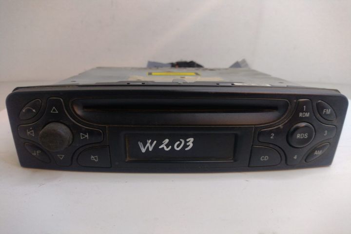 CD Player  A2038201286, A 203 820 12 86, 203 820 12 86, 2038201286, Y