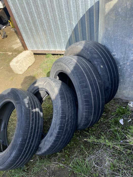 Продам шины б/у р15