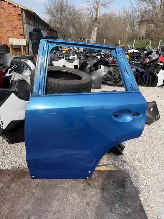 Врата Mazda CX-5 2012 год.-