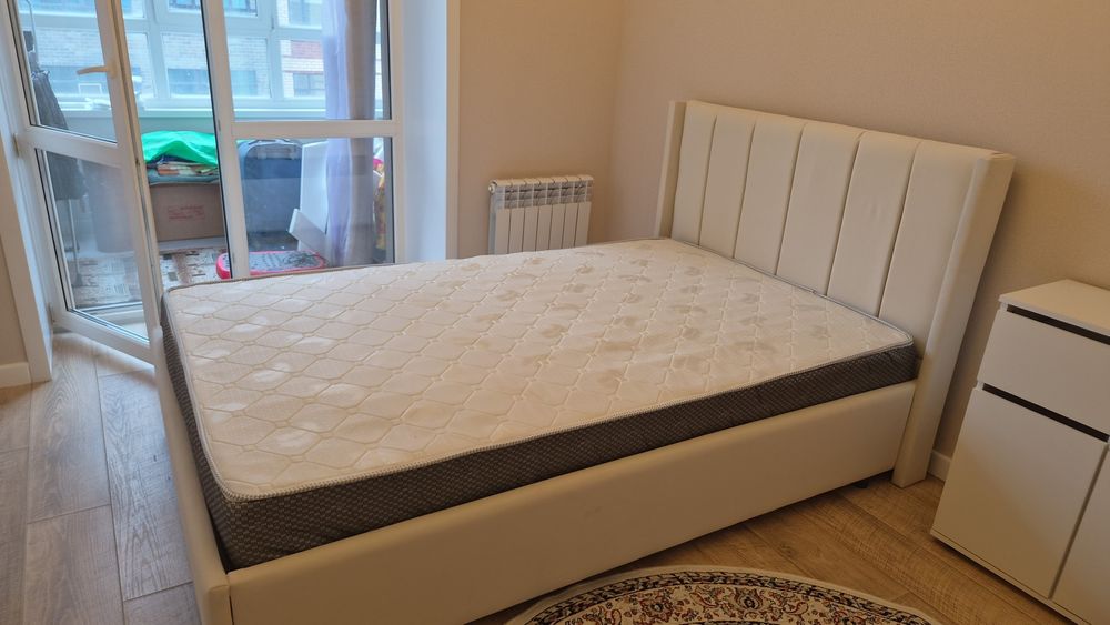 Продаю кровать 120х200