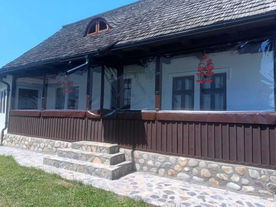 Folie cristal pentru terase