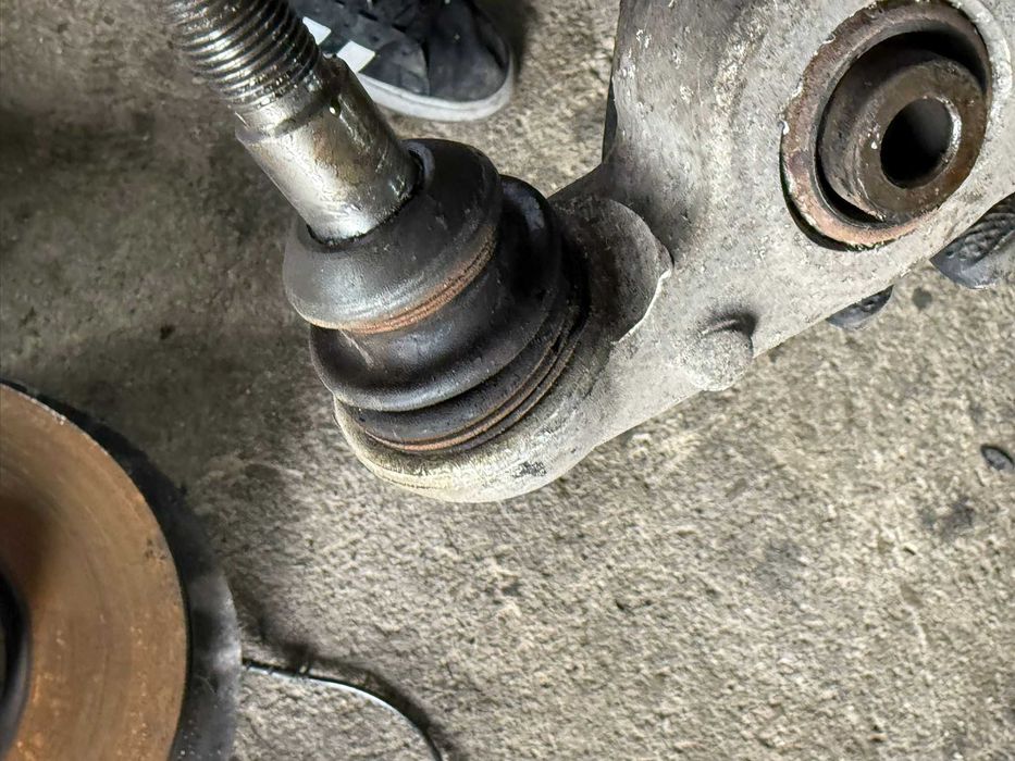 Brat brate bascula fata stanga dreapta BMW seria 7 F01 F02