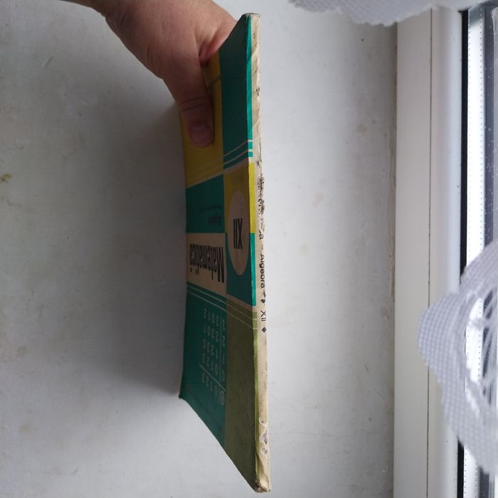 Manual pt clasele a X-a (1983)  și a XII-a (1986)