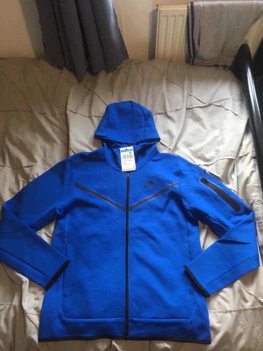 Haine din sifonier nepurtate , preturi in bio