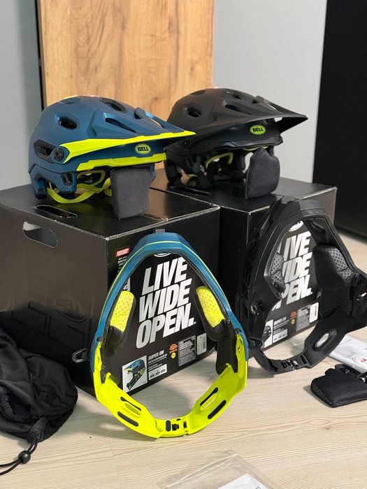 Casca modulara Bell Super DH downhill, mountain bike, MIPS