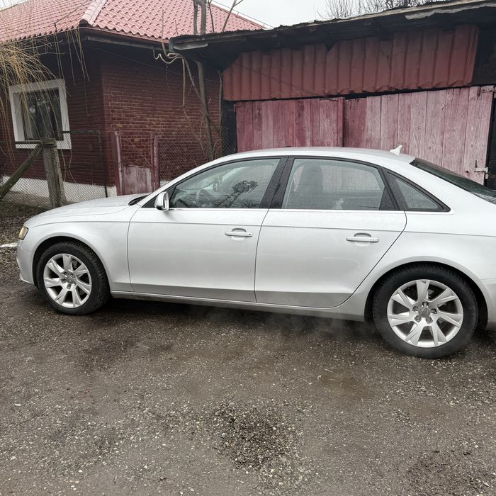 Vand Audi A4 2009 Benzina 1.8T