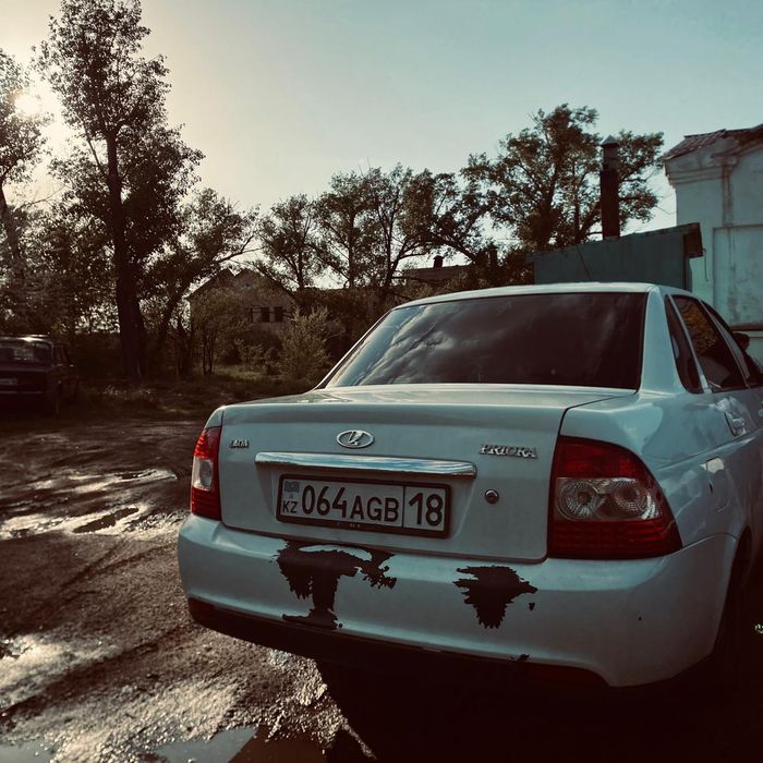 Продам бампер приора 2