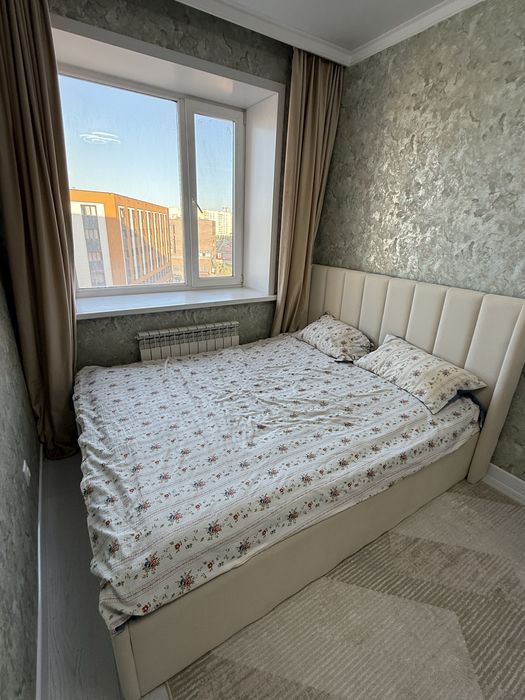 Двуспальная кровать 160×200 см с матрасом