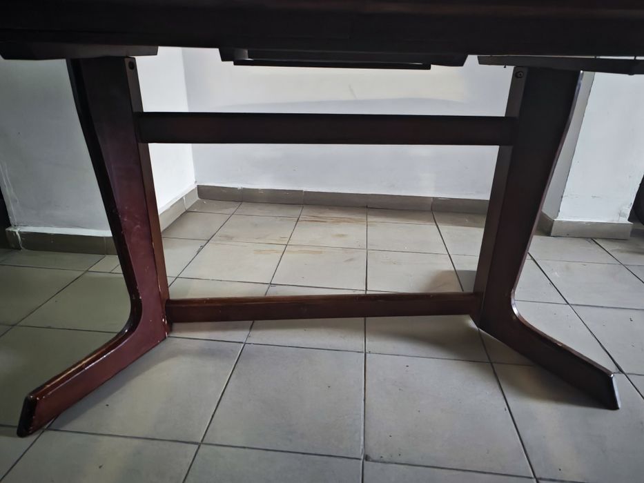 Деревяный Стол бу  продам