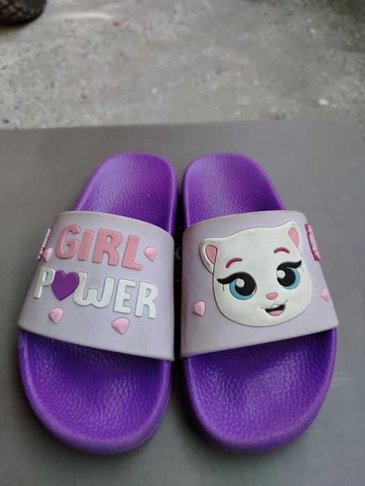 Пантофки и джапанки