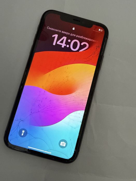 Iphone 11, 128 гб, зарядка, коробка есть