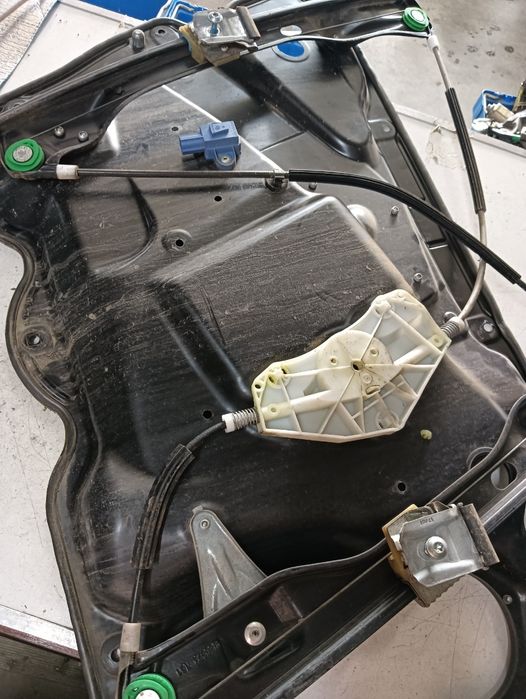 Macara Geam Electric Dreapta Fata Volkswagen Passat Variant (3C5) [ 2