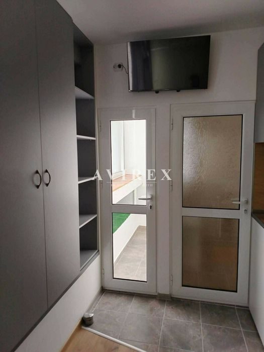 Двустаен апартамент под наем в Тракия до Хепи Джо