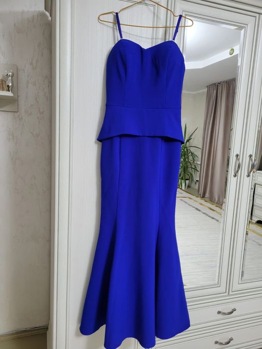 Вечерние платья,