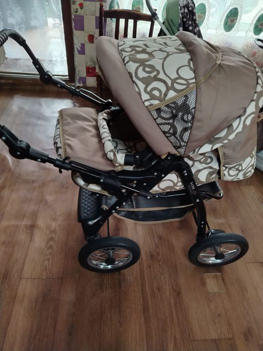 Продаю коляску зима и лето