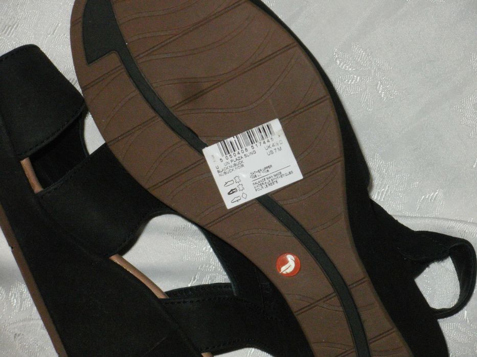 CLARKS нови естествен набук 37и1/2