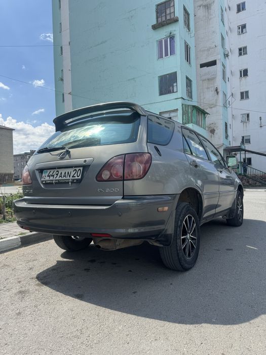 Продам Лексус рх300