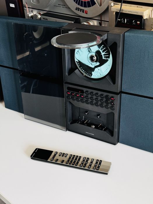 Bang & Olufsen BeoSound Century / 2651 – Music Centre Hi-Fi CD, Casetă Auto Reverse, FM/AM, Dolby, HX-Pro, Boxe Active, Telecomandă