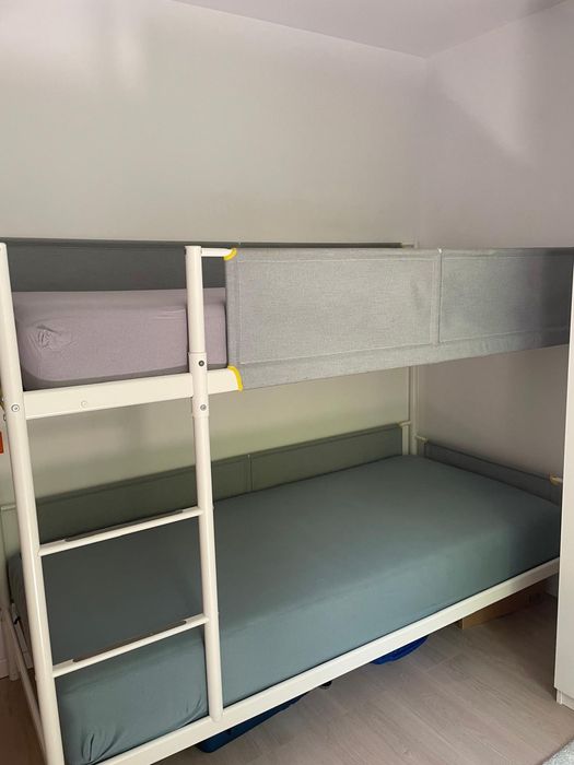 Pat etajat Ikea cu 2 saltele 2mx0,9m