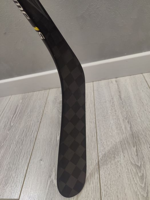 Клюшка bauer правый хват!