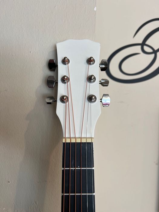 Акустическа китара (4/4) бяла