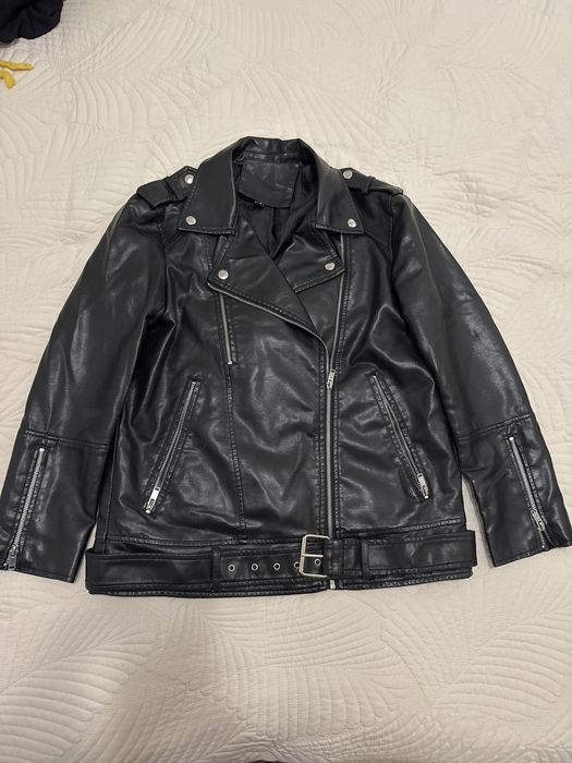 Продам куртку кожаную