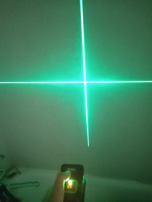 Лазерный уровень  2 линии