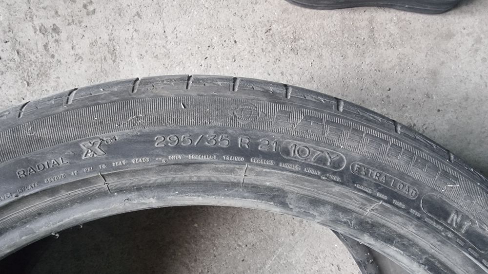 Продам шину Michelin Latitude 295/35 R21