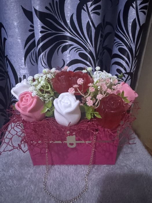 Aranjament floral din baza de sapun