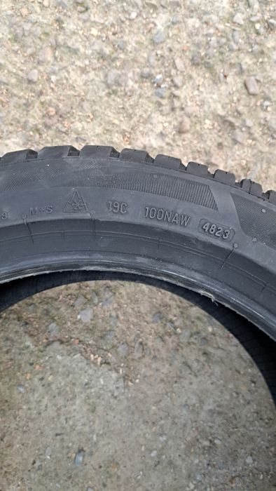 Vând anvelope noi Bridgestone