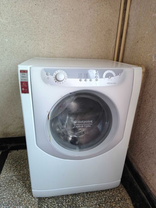 Пералня Ariston Hotpoint