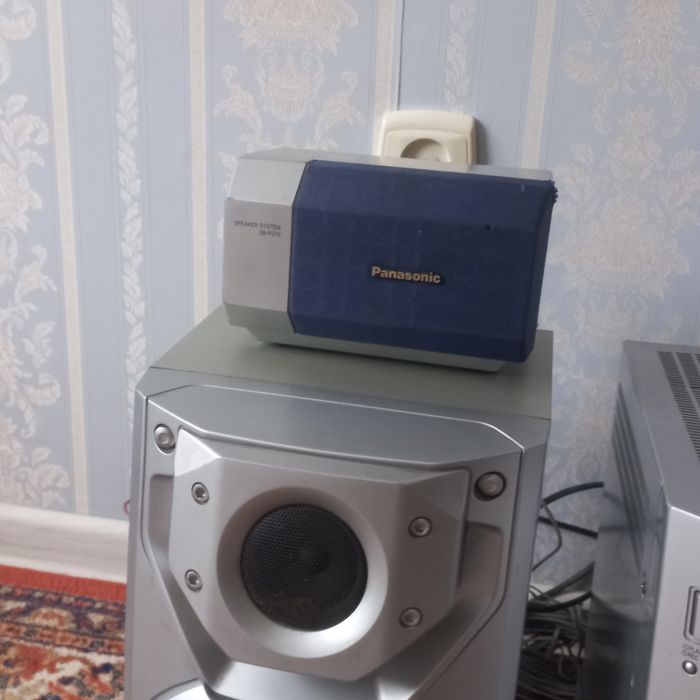 Продам музыкальный центр Панасоник.