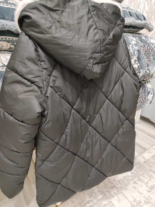 Kurtka qishga mos qalin