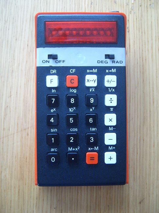 ELKA 135M електротен калкулатор от 70-те