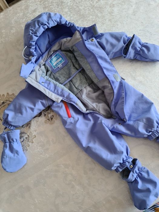 Детский весенний комбинезон