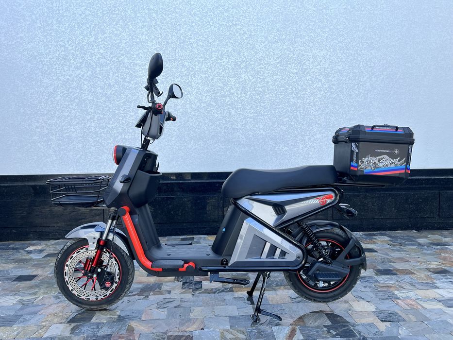 Demansh Tank 700