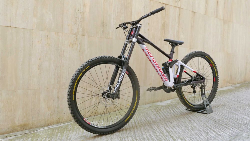 Mondraker Summum 29, DH, S, 29 цола, BoXXer Select 200 мм, FOX Van RC, Shimano Saint, SRAM Code R