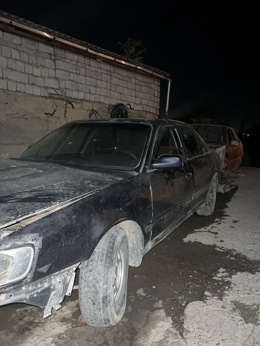 Ауди С4 по запчастям разбор