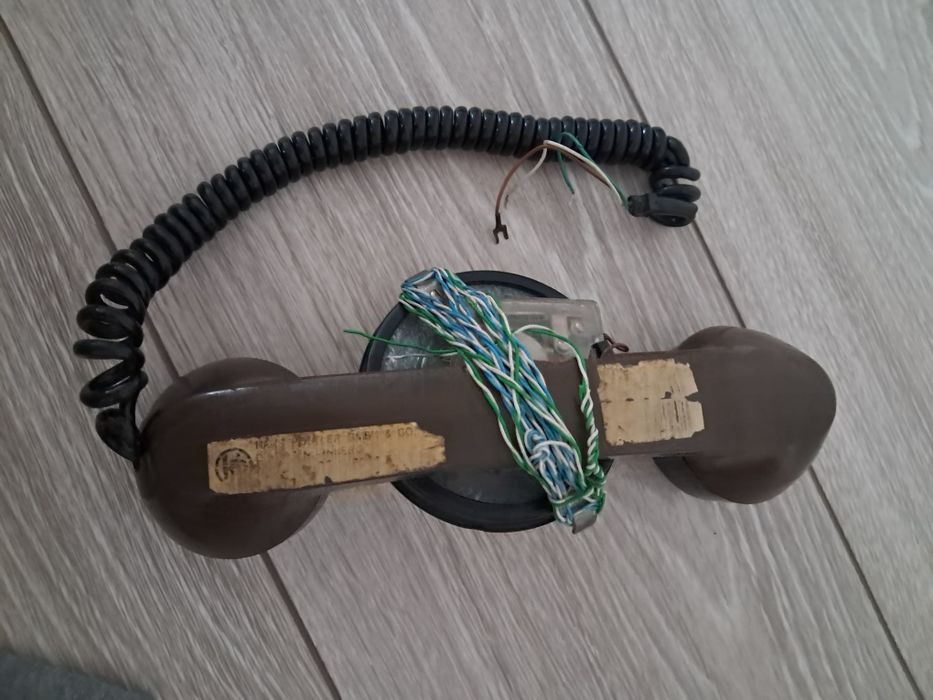 Трубка телефониста продам.