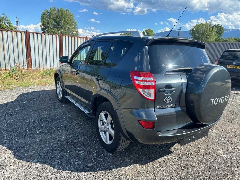 Toyota Rav4 RAV4 2.2 D-4D /Напълно обслужена  /4х4/