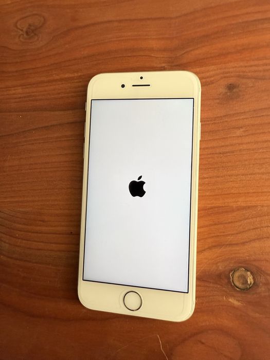 iPhone 6s в много добро състояние