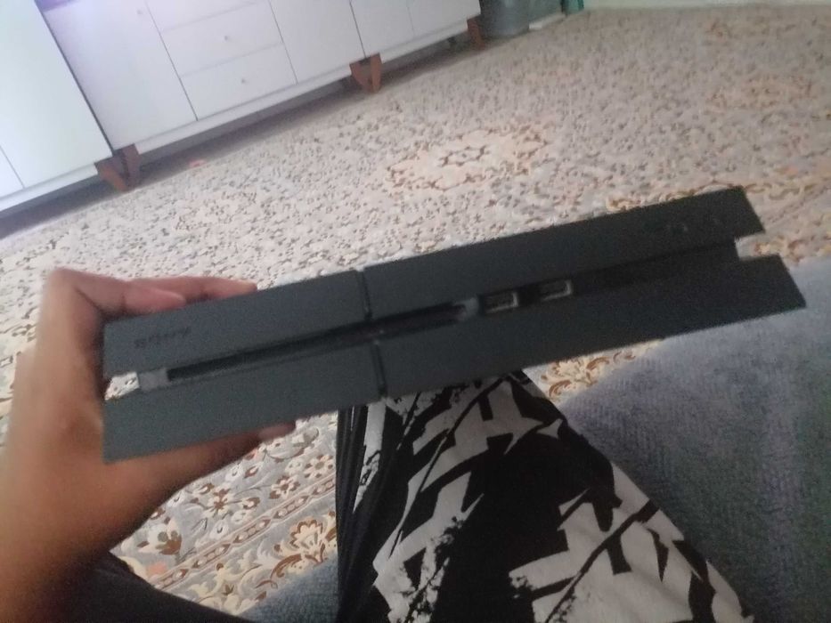 PlayStation 4 fat