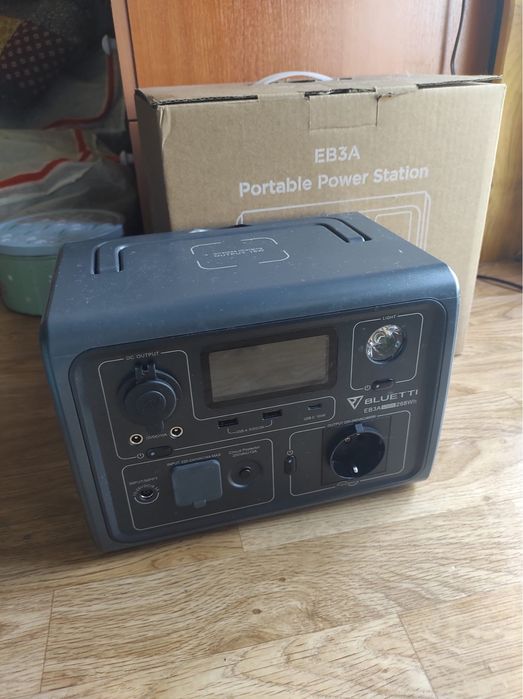 Bluetti EB3A Power Station+Panou Solar Dokio